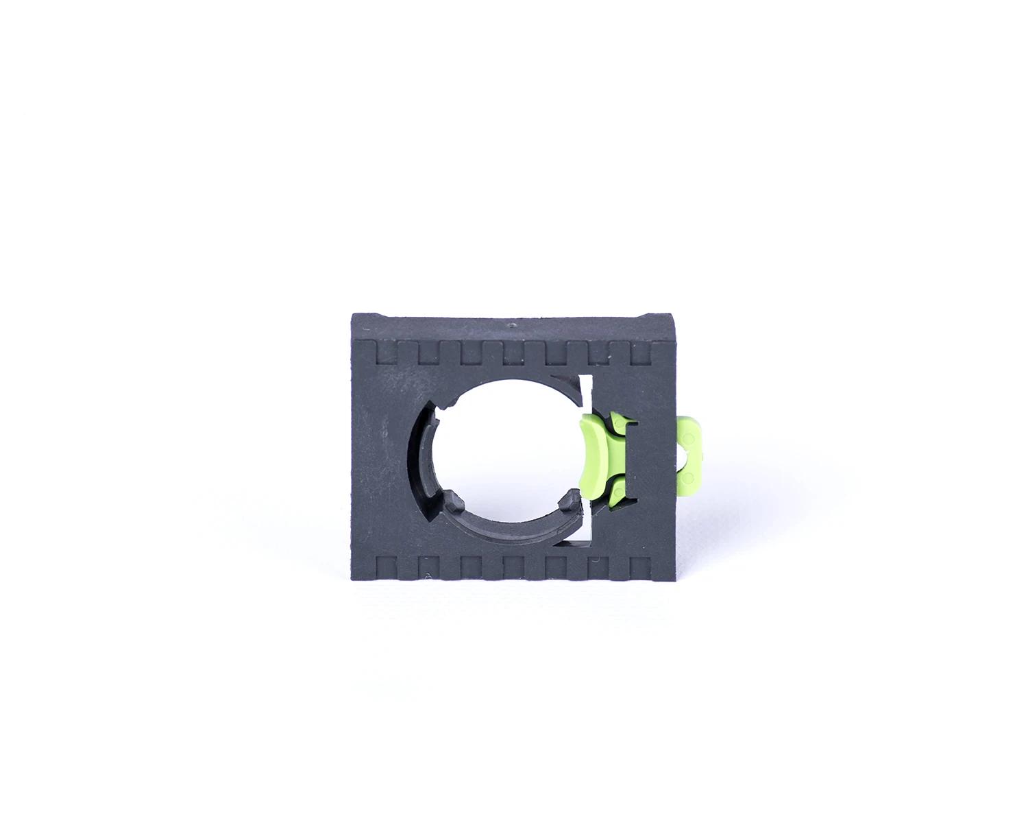 Adaptor fixare corp şi 3 unitaţi functionale  Ex9P1, montaj la acelaşi nivel Ex9P1 B3 - Noark - 105611 